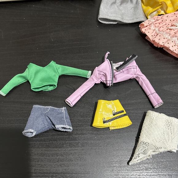 Vintage Barbie SKIPPER Doll 1963 and Case Clothes Shoes **READ DESCRIPTION - Picture 6 of 14